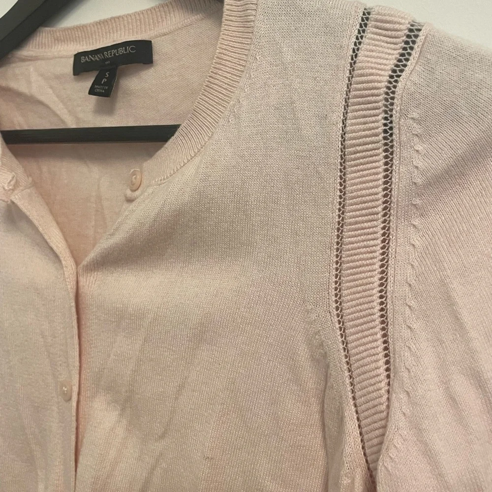 Banana Republic Light Pink Women's Cardigan - Picture 4 of 5